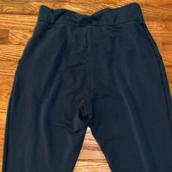Nike sweatpants/joggers - Picture 9 of 11
